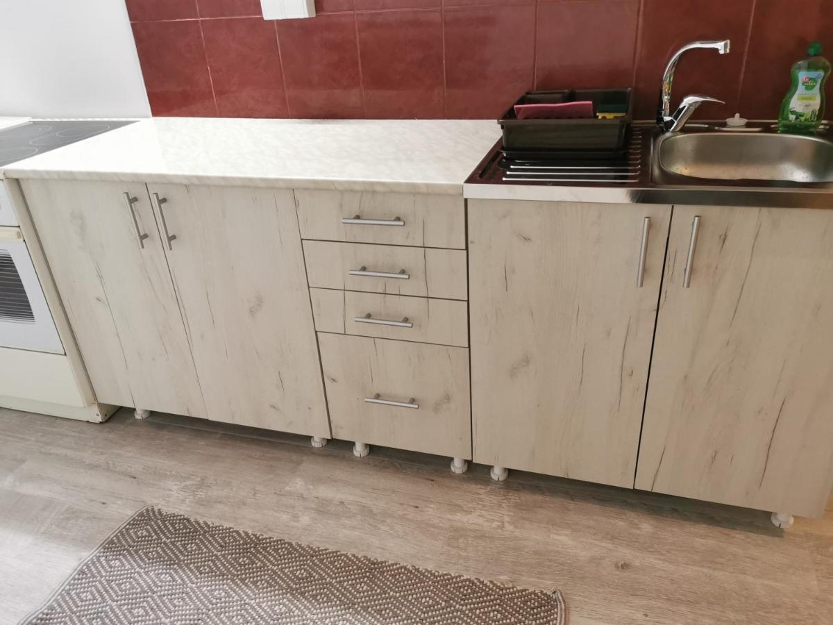 Apartman Azra Kikinda Buitenkant foto