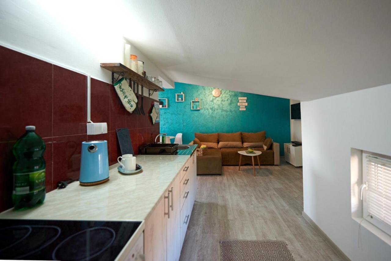 Apartman Azra Kikinda Buitenkant foto
